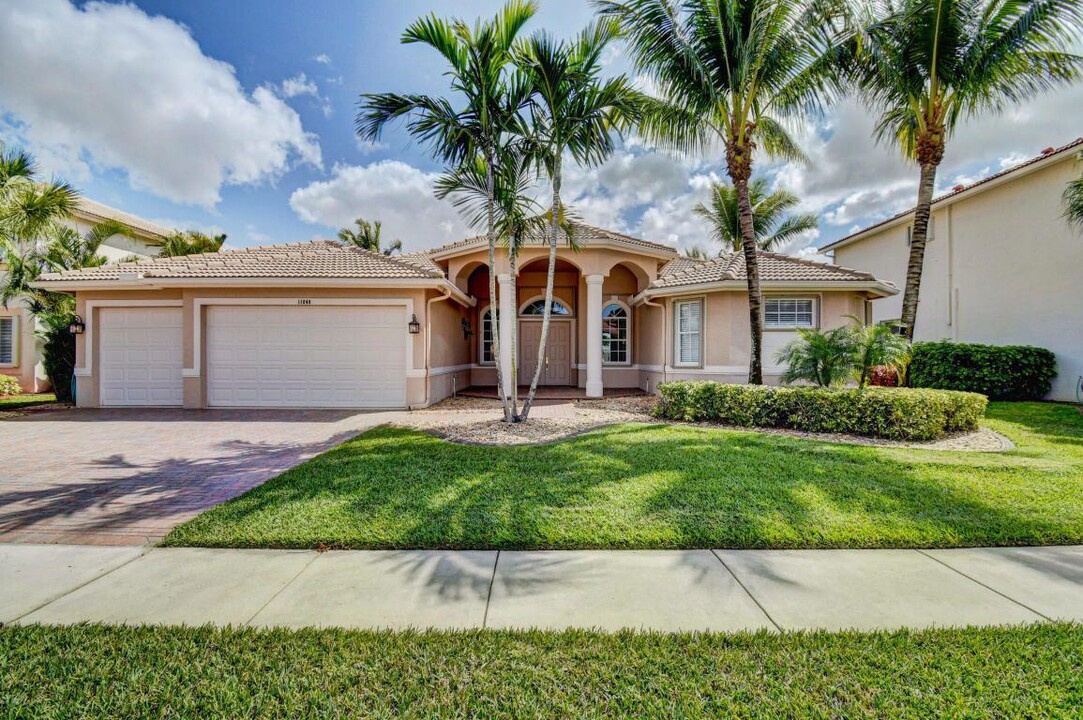 11840 Osprey Point Cir in Wellington, FL - Building Photo