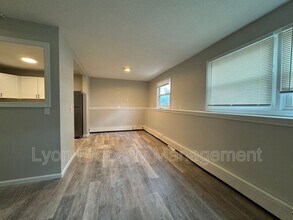 235 Weeden St in Pawtucket, RI - Building Photo - Building Photo