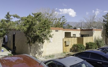 7509 Pennsylvania Ln NE in Albuquerque, NM - Building Photo - Building Photo