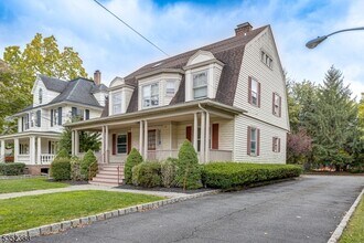 134 S Euclid Ave in Westfield, NJ - Building Photo - Building Photo