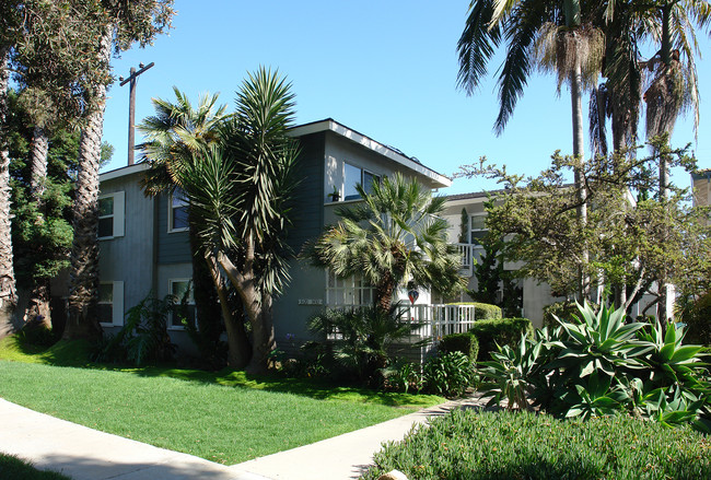 3420-3430 Preble Ave in Ventura, CA - Foto de edificio - Building Photo