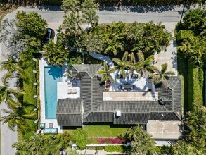 111 Dolphin Bend Rd in Boynton Beach, FL - Building Photo - Building Photo