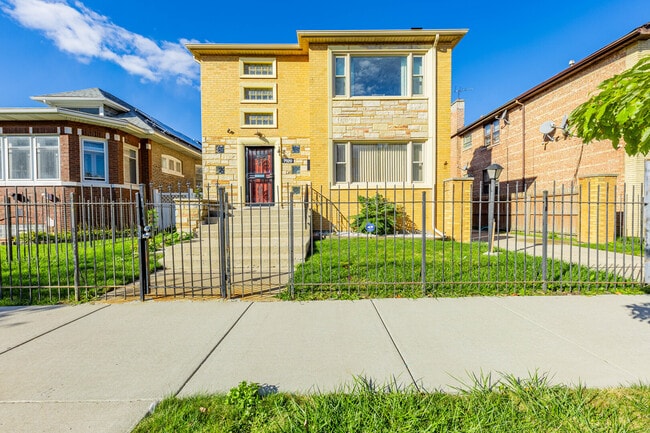 property at 7920 S Winchester Ave