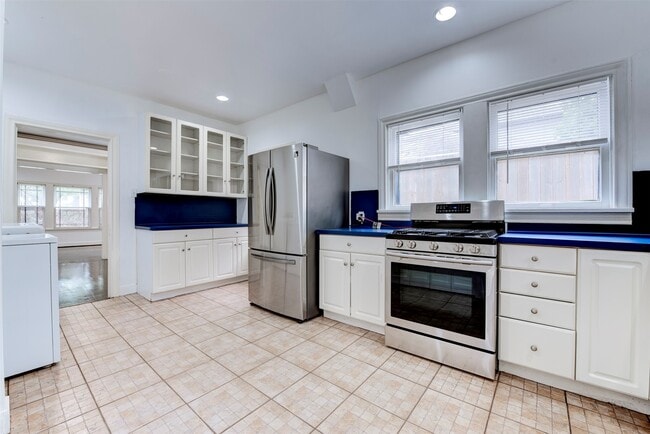property at 2415 Elmen St