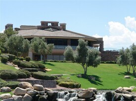 25 Gladewater Dr in Henderson, NV - Building Photo