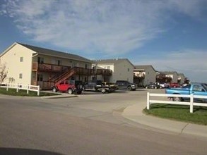 Ariel Apartments in Gillette, WY - Building Photo - Building Photo