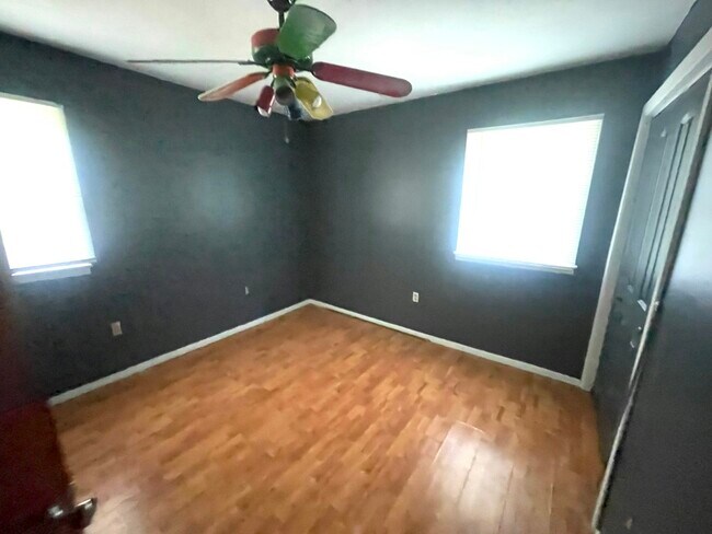 1127 Killarney St in Jackson, MS - Building Photo - Building Photo
