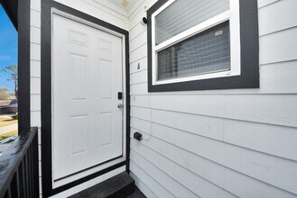 618 Maple Way in Houston, TX - Building Photo - Building Photo