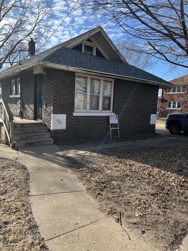 1023 Furman St in Rockford, IL - Building Photo - Building Photo