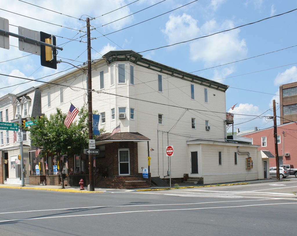 2 E Sunbury St Apartments Minersville, PA Apartments For Rent