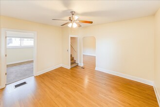 1324 E Ganson St in Jackson, MI - Building Photo - Building Photo