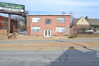 Flats on 15th in Tulsa, OK - Building Photo - Building Photo