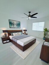 6801 W 36th Ave in Hialeah, FL - Building Photo - Building Photo