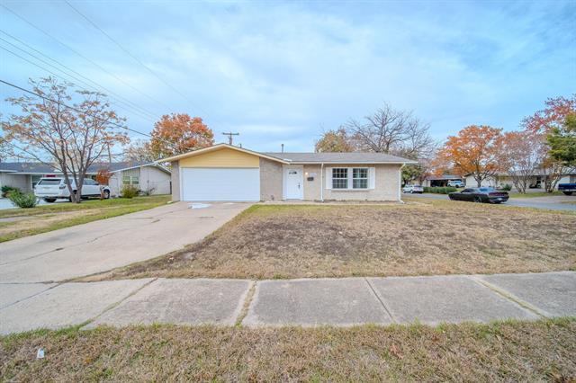 3345 High Lark Dr in Dallas, TX - Building Photo