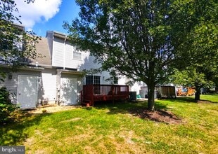 1004 Granite Ct in Salisbury, MD - Building Photo - Building Photo
