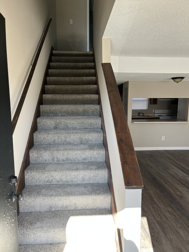 Coal Creek Apartment Homes in Oliver Springs, TN - Foto de edificio - Building Photo