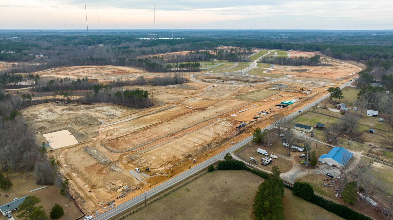 Edge of Auburn in Raleigh, NC - Building Photo