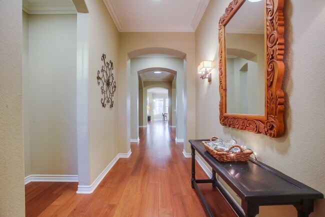 8462 Donaker St in San Diego, CA - Building Photo - Building Photo