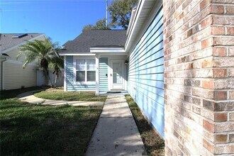 2210 Maryday Ct in Orlando, FL - Building Photo - Building Photo