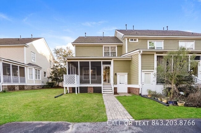 3004 Treadwell St in Mount Pleasant, SC - Building Photo - Building Photo