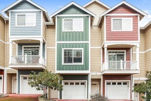 4801 214th Ln SW in Mountlake Terrace, WA - Building Photo