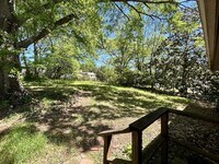 207 Brooks St photo'