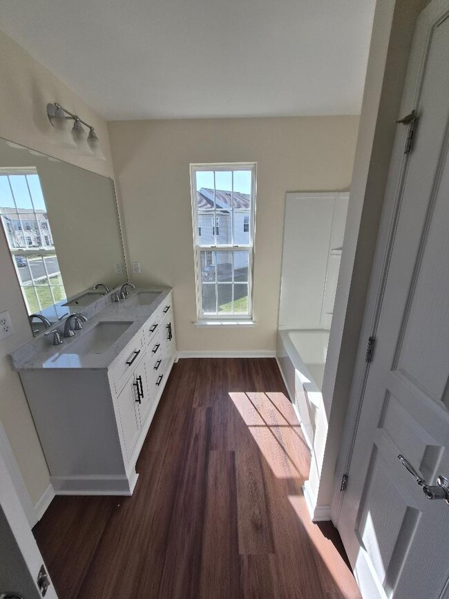 8428 Saylor Ct in Breinigsville, PA - Foto de edificio - Building Photo