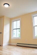 277-279 North St-Unit -277 North Downstairs in Burlington, VT - Building Photo - Building Photo