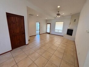 363 Taylor Rd in Los Lunas, NM - Building Photo - Building Photo