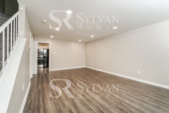 8328 Western Winds Dr in Baltimore, MD - Building Photo - Building Photo