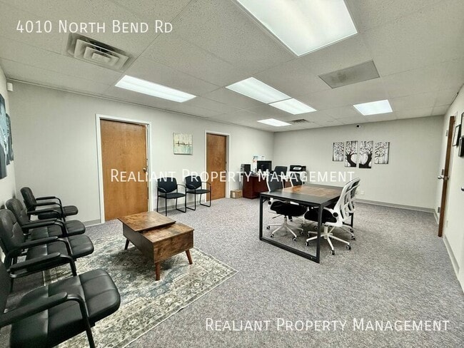 4010 N Bend Rd in Cheviot, OH - Building Photo - Building Photo