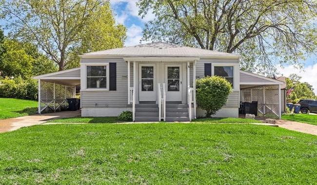 3536-3540 St Sebastian Ln