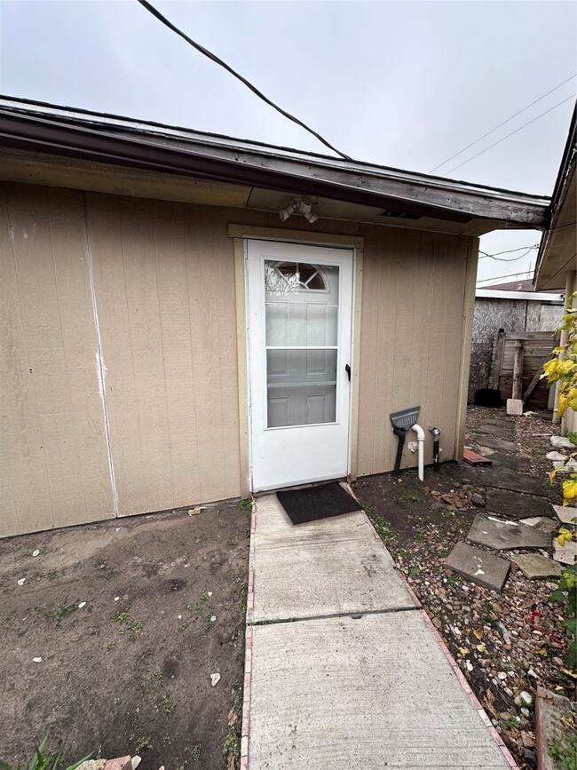 5530 Gatewood St in Houston, TX - Building Photo - Building Photo