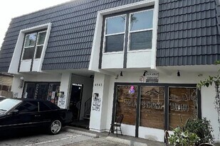 4843 Voltaire St in San Diego, CA - Building Photo