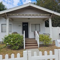 277 E Providencia Ave in Burbank, CA - Building Photo