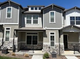 4277 W Dixon Way in Lehi, UT - Building Photo