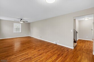 26 Glaser Ave in Raritan, NJ - Building Photo - Building Photo