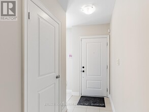 2163 Lillykin St in Oakville, ON - Building Photo - Building Photo