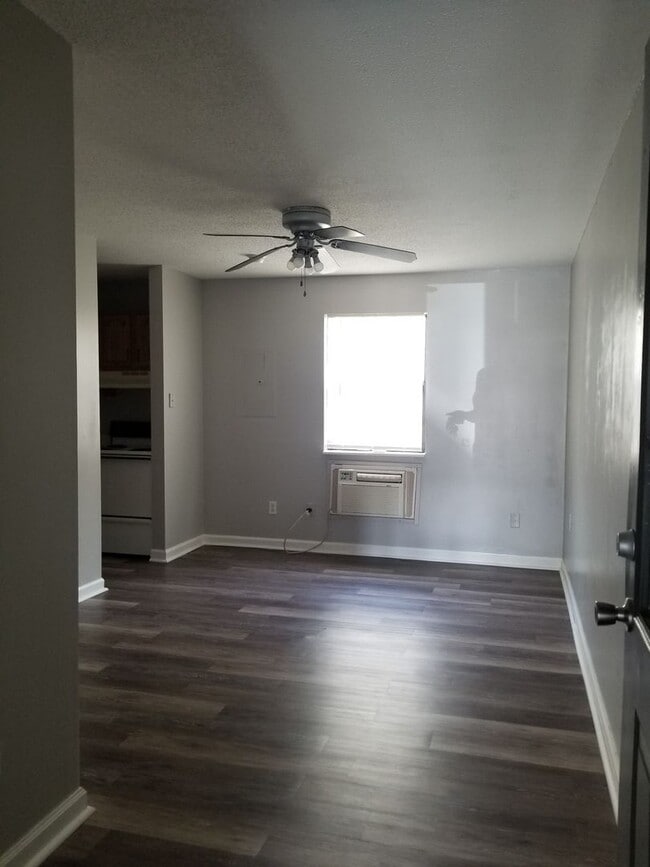 1544 C Diuguid Dr in Murray, KY - Building Photo - Building Photo