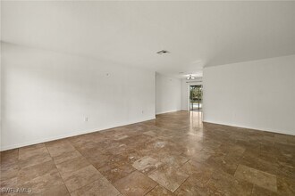 2150 Aruba Ave in Ft. Myers, FL - Building Photo - Building Photo