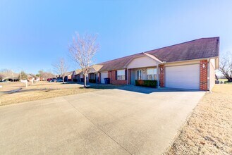 2217 W Wellington St in Wagoner, OK - Building Photo - Building Photo