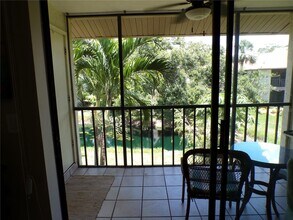 756 White Pine Tree Rd, Unit 210 in Venice, FL - Building Photo - Building Photo