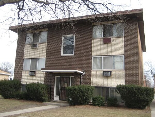 2127 S 15th Ave-Unit -1S in Broadview, IL - Building Photo