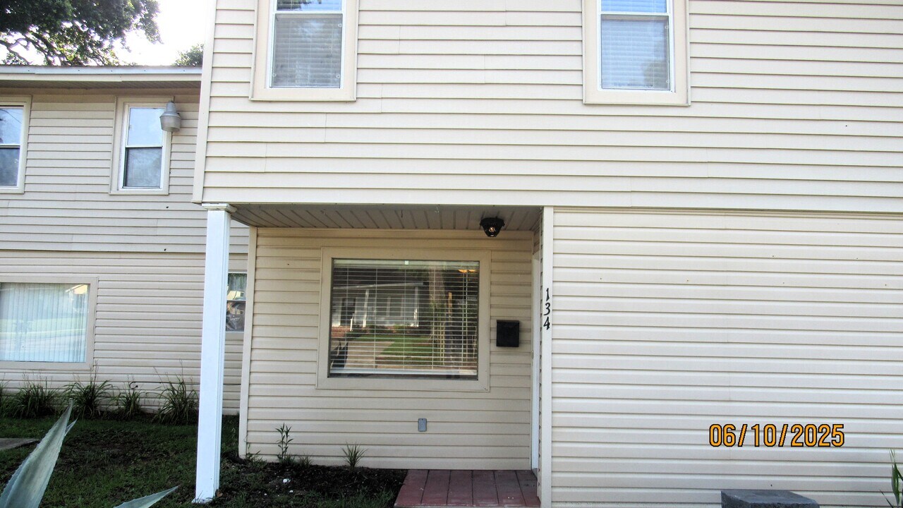 134 St John Ave, Unit 134 in Biloxi, MS - Building Photo