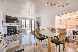 169 Cleo Rand Ln in San Francisco, CA - Building Photo - Building Photo