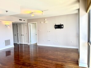 600 Admiral Blvd in Kansas City, MO - Building Photo - Building Photo