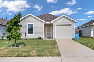 5807 Grindstone Dr in Heartland, TX - Building Photo