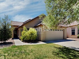 3861 E Ironhorse Ct in Gilbert, AZ - Building Photo