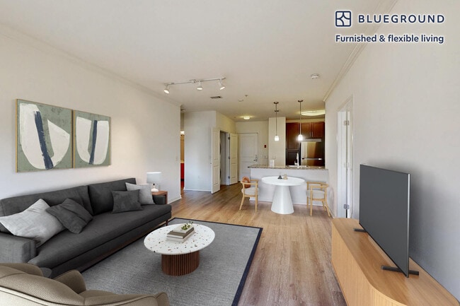 80 N Central Ave, Unit FL1-ID1865A in Hempstead, NY - Foto de edificio - Building Photo