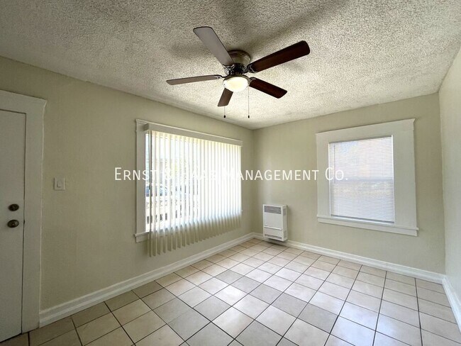 515 E 16th St in Long Beach, CA - Building Photo - Building Photo